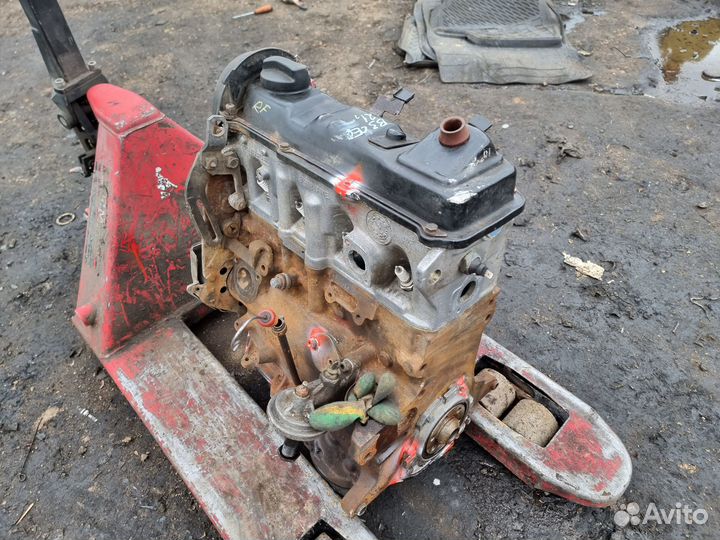 Двигатель PF 1.8 107л.с. vw Passat B3 пассат б3 в3