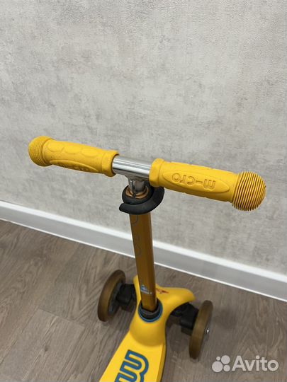 Самокат Mini Micro Deluxe