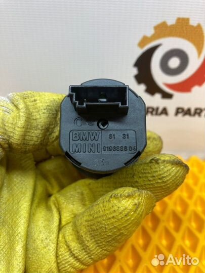 Выключатель подушки безопасности Bmw 5 F10 3.0 N52