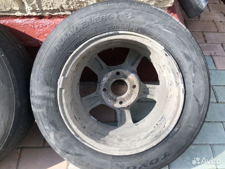 Колеса ниссан альмера классик toyo лето r14 4х114