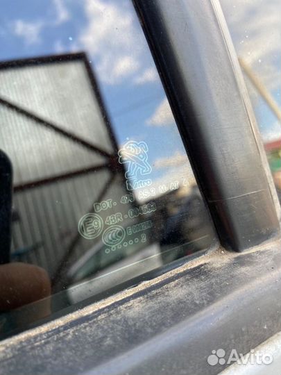 Стекло заднее правое Peugeot 408 EP6C 1 2012