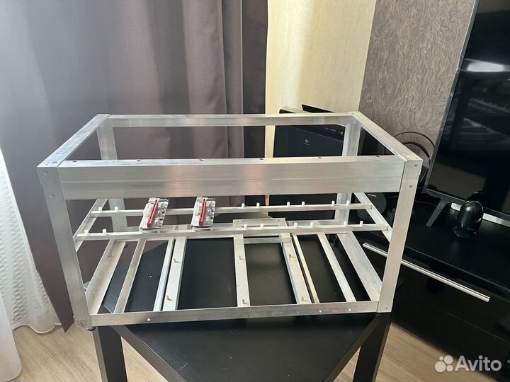 Корпус (риг) для майнинг фермы на 6 карт