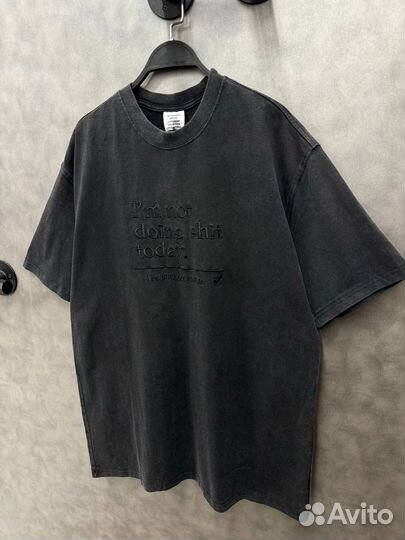 Футболка vetements