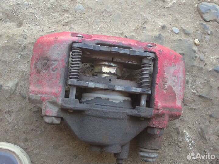 Суппорт передний Киа Рио 1