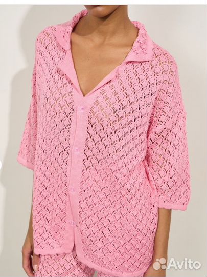 Вязаный костюм женский the ninki розовый с шортами