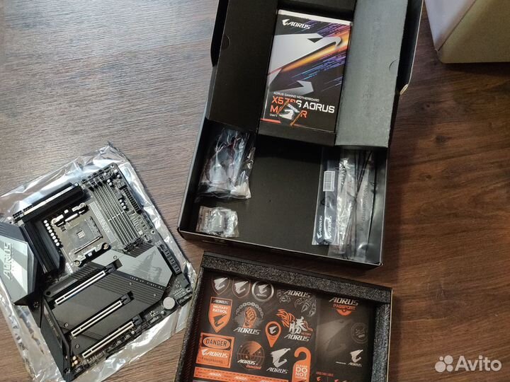 X570S aorus master AM4 Материнская плата