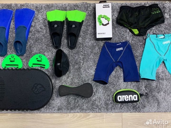 Плавательные принадлежности