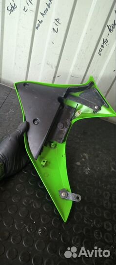 Kawasaki z1000 2007 - 10 боковой пластик