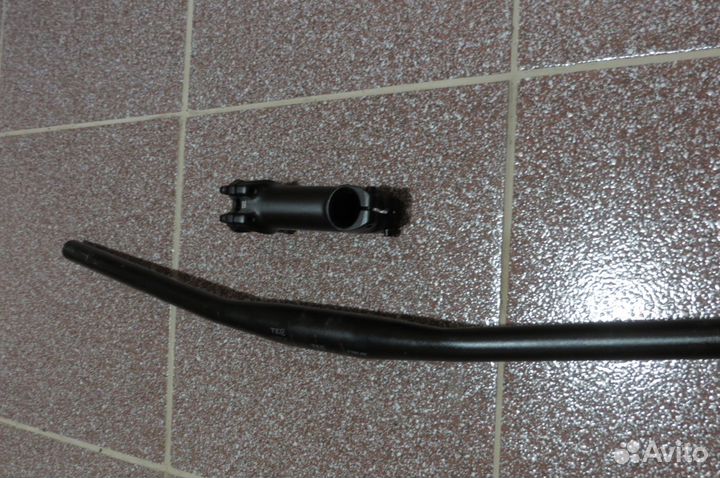 Руль (700 мм.) и вынос (100 мм.), 31,8 мм