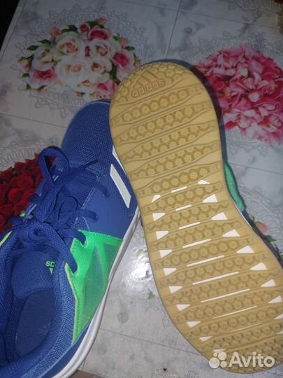 Кроссовки Adidas