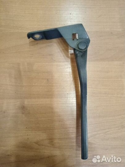 Петля капота правая Honda Accord седан R20A3 2009