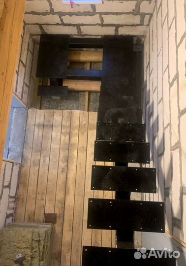 Метлличесакую лестницу Изготовим