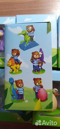 Фигурки Барни