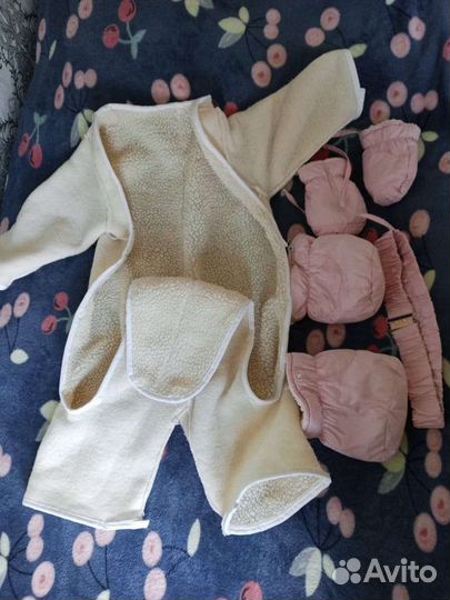 Зимний комбинезон для девочки