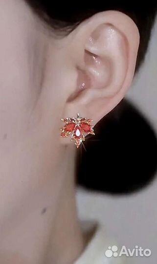Серьги.бросает. колье