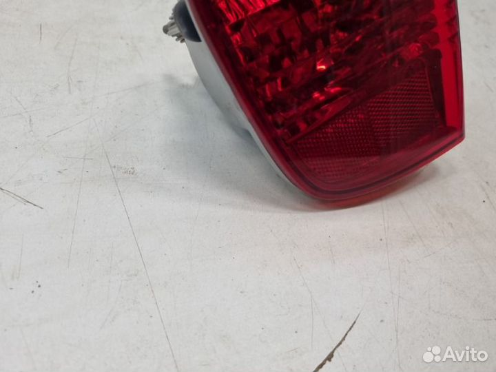 Фонарь противотуманный задний левый Toyota Land