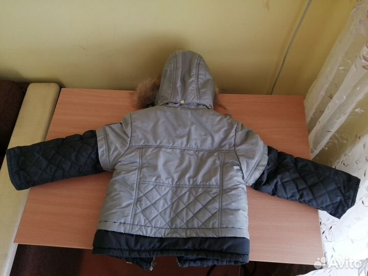 Куртка теплая. В комплекте брюки
