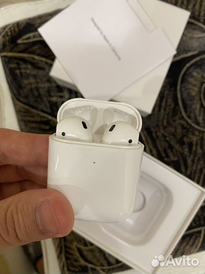 Airpods 2