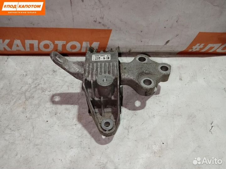 Подушка крепления двигателя левая Opel Astra J