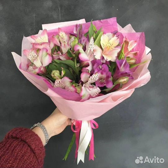 Цветы с доставкой.Опт