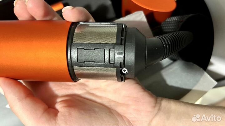 Стайлер Dyson 2023 морковный лимитированный