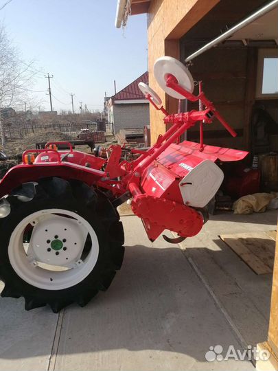 Мини-трактор YANMAR YM2310D Special, 1995