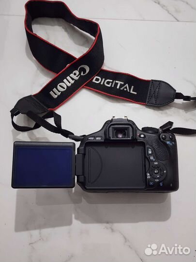 Фотоаппарат canon eos 600D + объектив 18-55mm kit