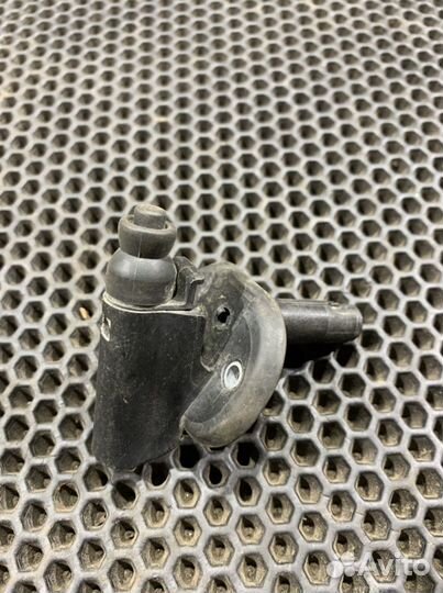 Замок лючка бензобака Cayenne 955-957 Каен