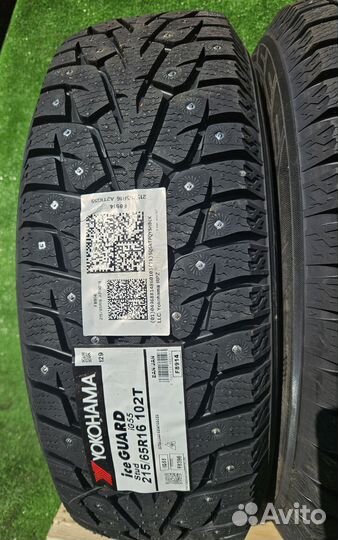 Yokohama Ice Guard Stud IG55 215/65 R16 102T