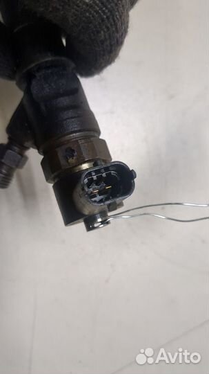 Форсунка топливная Opel Movano 2010