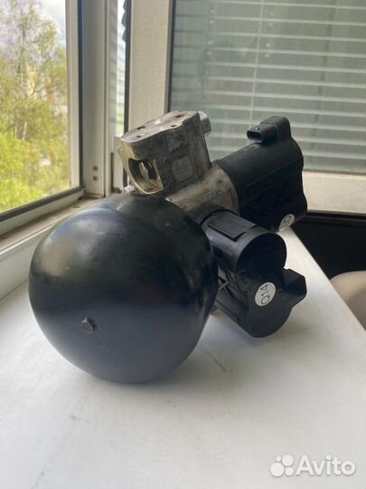 Mercedes блок клапанов гидроподвески 221-216