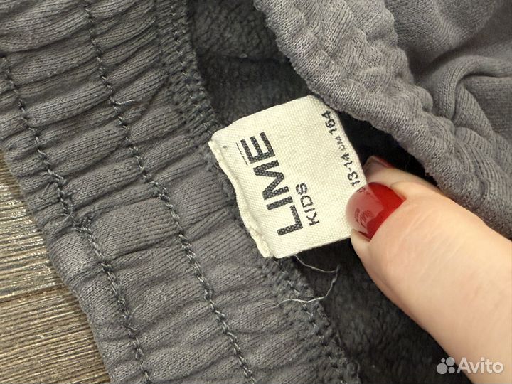 Спортивный костюм Lime 164