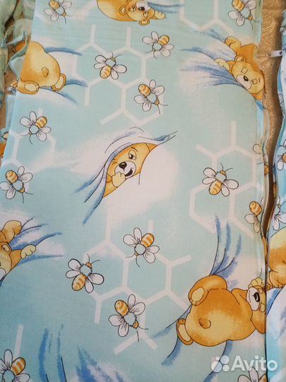 Бортики в кроватку+одеяло+подушка