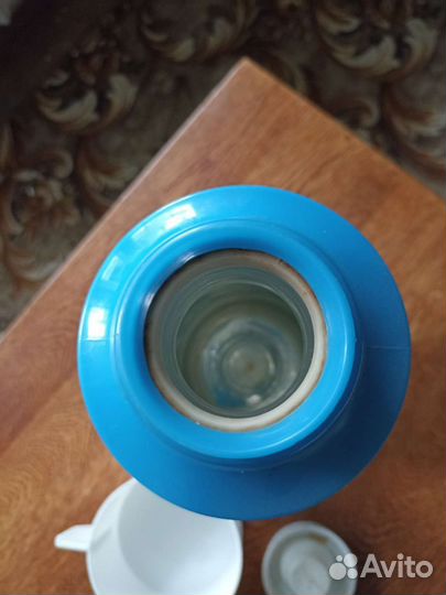 Термос продам