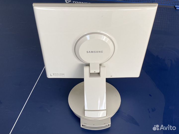 Монитор Samsung 17