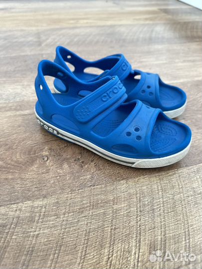 Сандалии crocs