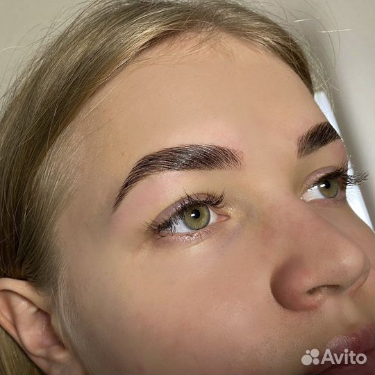 Мастер бровист