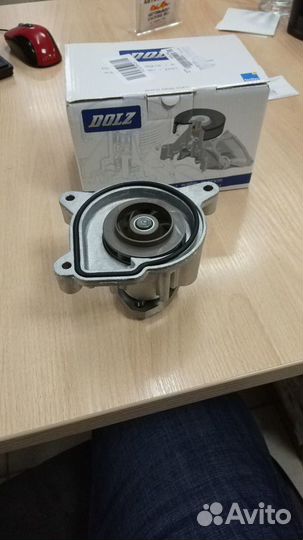 Помпа VW Golf/Jetta/Passat, Skoda Octavia 1.4TSI