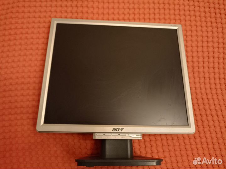 Монитор Acer 1716