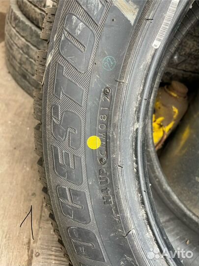 Bridgestone Ice Cruiser 7000 225/55 R17
