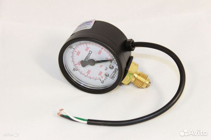 Манометр для измерения давления газа для гбо