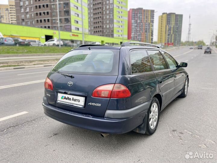 Toyota Avensis 1.8 МТ, 2001, 319 232 км