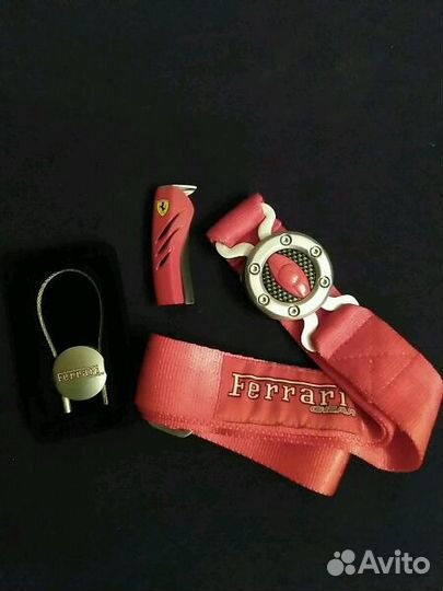 Ferrari зажигалка и брелок, пепельница