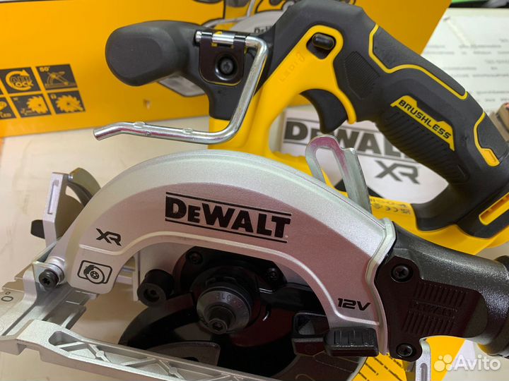 Сверхкомпактная дисковая пила Dewalt DCS512N 12В