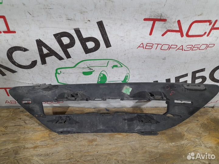 Решетка дхо в бампер передняя левая C-Class W204