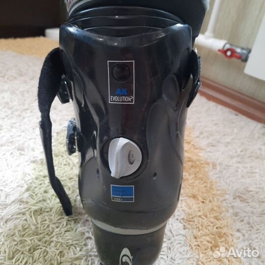 Горнолыжные ботинки salomon