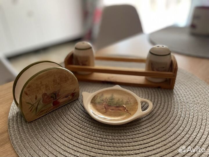 Солонка и перечница