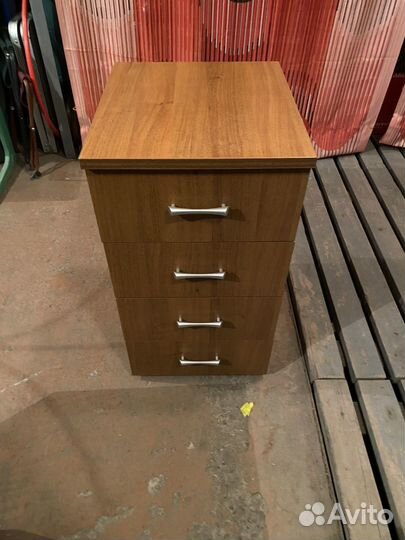 Тумба офисная с ящиками