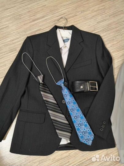 Школьный костюм для мальчика 128+