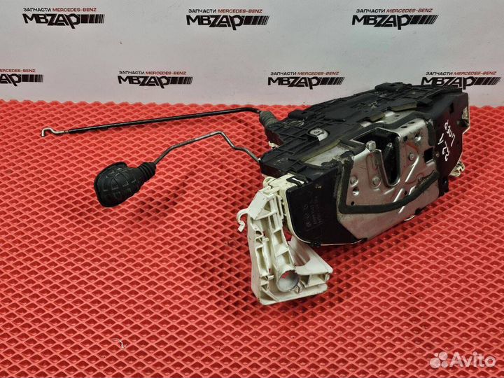 Замок передней левой двери Mercedes W221 дефект